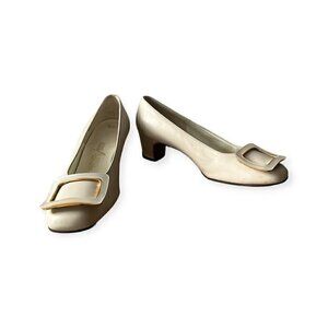 Vintage Palter DeLiso Mod Cream Leather Pumps with Buckle, Size 6 1/2B